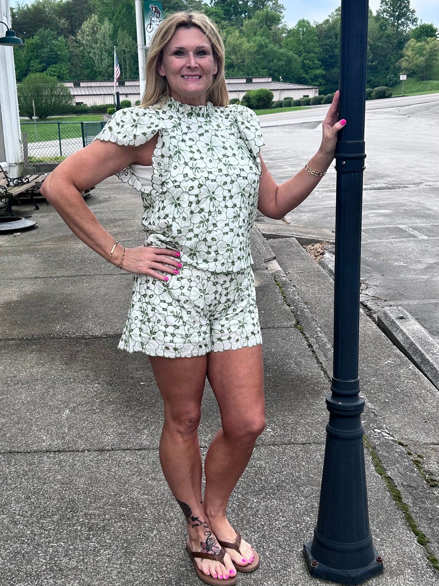 Green & White Floral Eyelet 2-Pc. Short Set