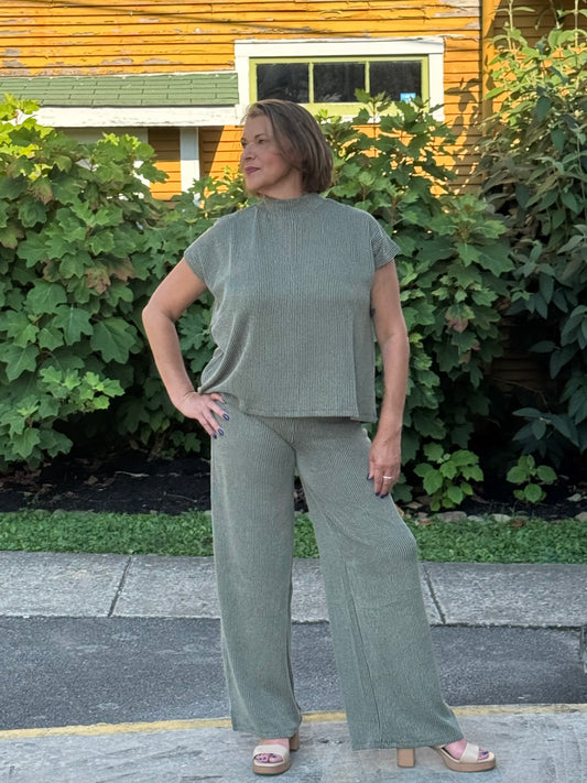 Raised Rib Short Sleeve Tee & Pant Set